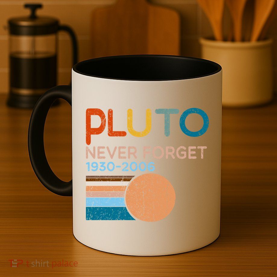 Pluto Never Forget 1930 2006 Mug