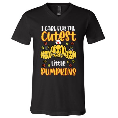 Pumpkins Nurse Halloween Scrub Top Fall Thanksgiving Women V-Neck T-Shirt