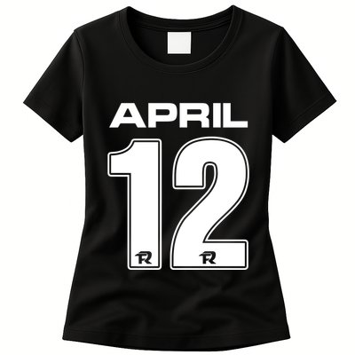 Pero No Te Enamores April 12 Womens T-Shirt