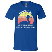 Puteketeke New Zealand's Bird of the Century vintage design  V-Neck T-Shirt