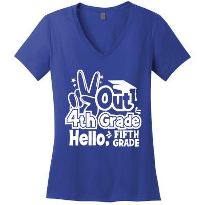 Peace Out 4Th Grade Hello 5Th Grade Teacher Graduation Cap Great Gift Women's V-Neck T-Shirt