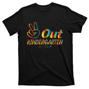 Peace Out Kindergarten Last Day Of Kindergarten Teacher T-Shirt