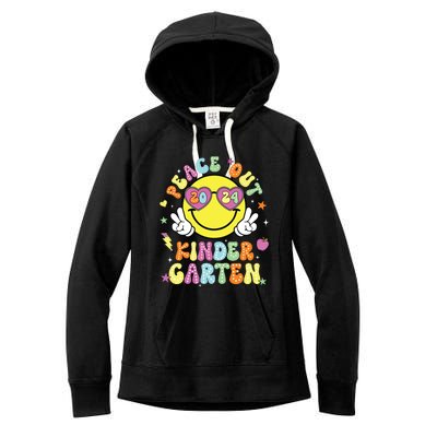 Peace Out Kindergarten Cute Groovy Last Day Of Kindergarten Women's Fleece Hoodie