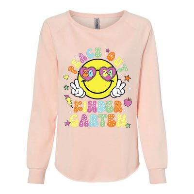 Peace Out Kindergarten Cute Groovy Last Day Of Kindergarten Womens California Wash Sweatshirt