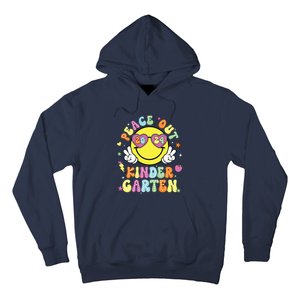 Peace Out Kindergarten Cute Groovy Last Day Of Kindergarten Hoodie