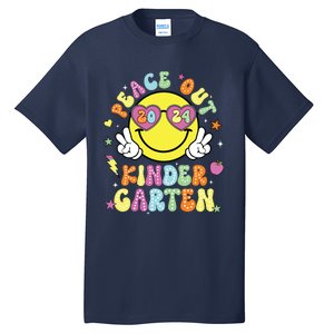 Peace Out Kindergarten Cute Groovy Last Day Of Kindergarten Tall T-Shirt