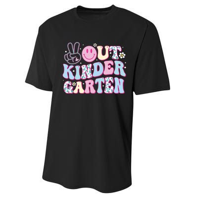 Peace Out Kindergarten Last Day Of School Groovy Girl Performance Sprint T-Shirt