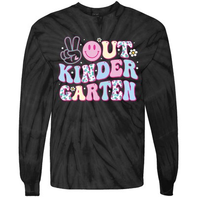 Peace Out Kindergarten Last Day Of School Groovy Girl Tie-Dye Long Sleeve Shirt