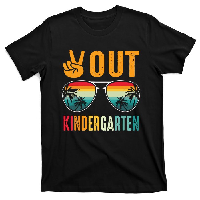 Peace Out Kindergarten Retro Graduation Last Day Of School T-Shirt