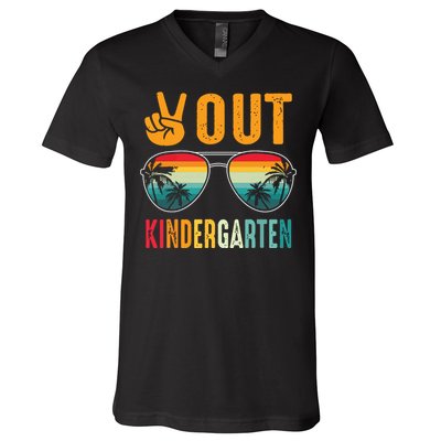 Peace Out Kindergarten Retro Graduation Last Day Of School V-Neck T-Shirt