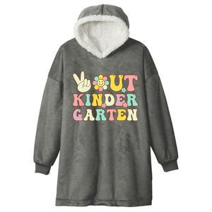 Peace Out Kindergarten Retro Graduation Last Day Of School Hooded Wearable Blanket