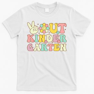 Peace Out Kindergarten Retro Graduation Last Day Of School T-Shirt