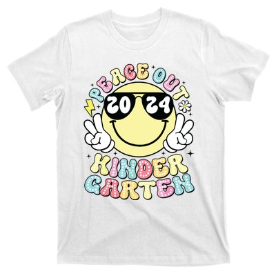 Peace Out Kindergarten Retro Smile Last Day Of School 2024 T-Shirt