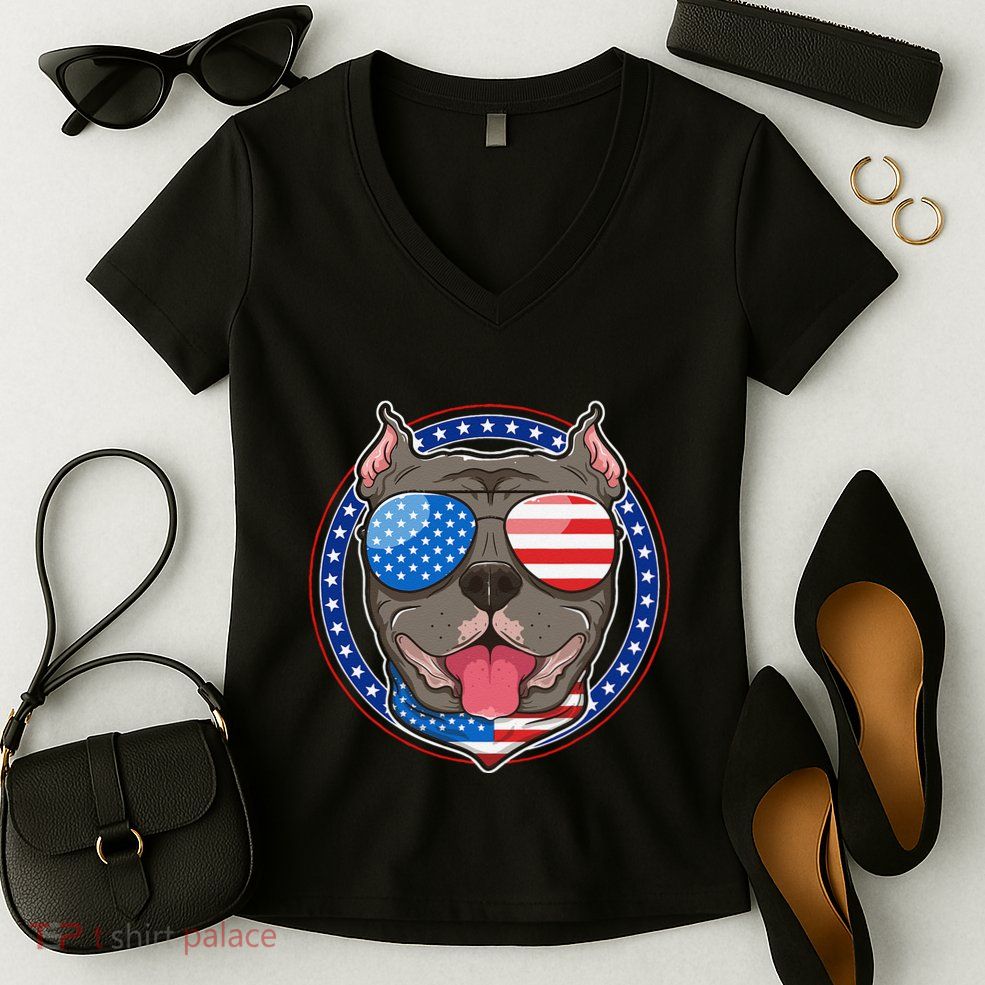 Pitbull Pit Bull Dog Dad Momamerican Flag Women's V-Neck T-Shirt