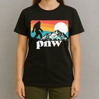 Pnw Pacific Northwest Bigfoot Mountains Retro 80s Graphic T-Shirt