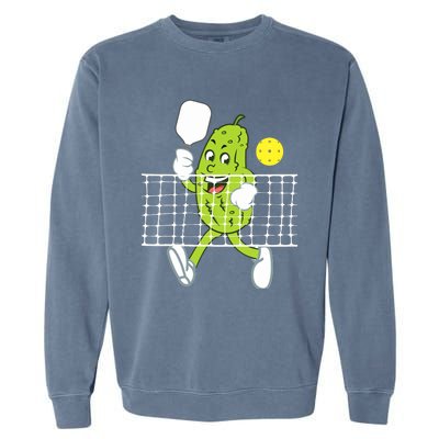 Pickle Playing Pickleball Funny Pickleball Paddleball Garment-Dyed Sweatshirt