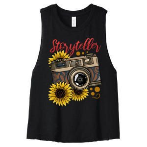 Photographer Photography Storyteller Camera Gift Women's Racerback Cropped Tank