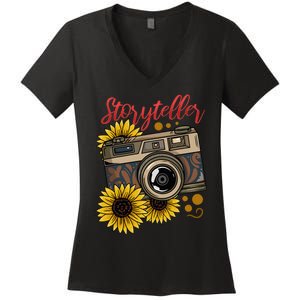 Photographer Photography Storyteller Camera Gift Women's V-Neck T-Shirt