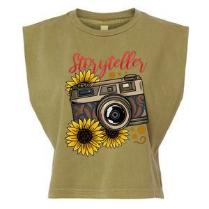 Photographer Photography Storyteller Camera Gift Garment-Dyed Women's Muscle Tee