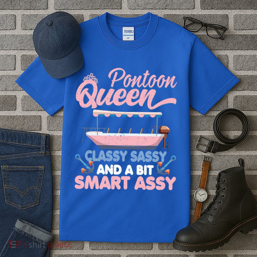 Pontoon Queen Gift For Pontoon Boating Mom Lover Cute Gift Tall T-Shirt