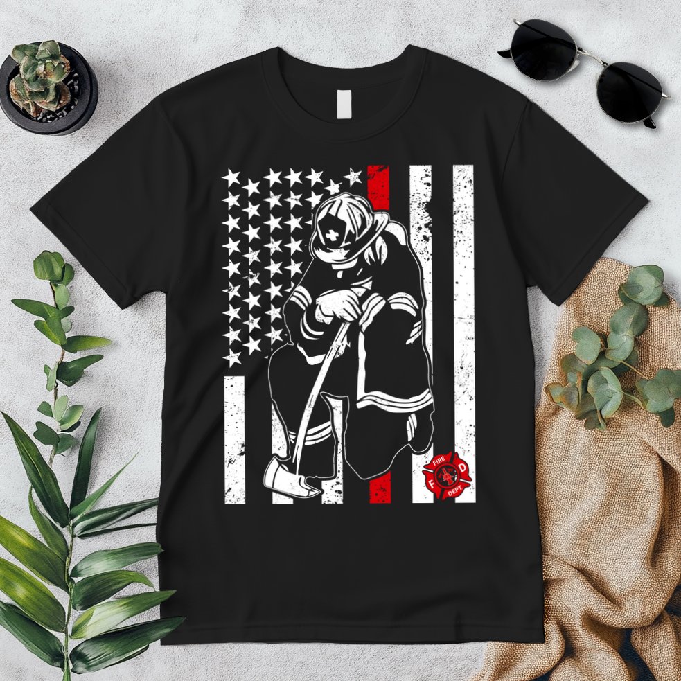 Praying Firefighter Thin Red Line Premium T-Shirt