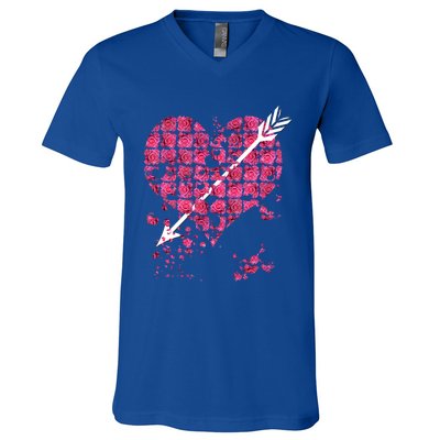 Pink Rose Flower Heart And Arrow Gift Roses Lovers Valentines Day Gift V-Neck T-Shirt