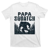 Papa Squatch Bigfoot Dad Fathers Day T-Shirt