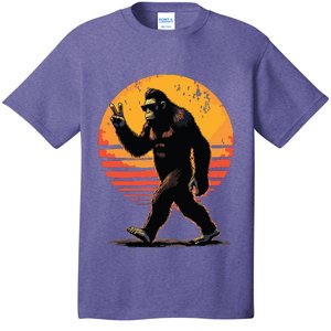 Peace Sign Bigfoot Sasquatch Sunset Graphic Funny Big Foot T-Shirt