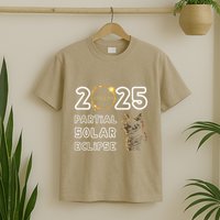 Partial Solar Eclipse March 29 2025 Solar Eclipse 2025 Cat T-Shirt