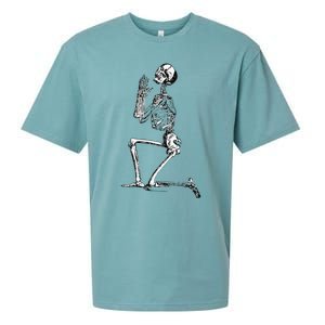 Praying Skeleton Kneeling Skull Emo Halloween Sueded Cloud Jersey T-Shirt