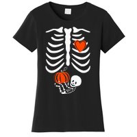 Pregnant Skeleton Mom Halloween Pregnancy Baby Announcement Women's T-Shirt