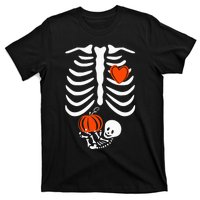 Pregnant Skeleton Mom Halloween Pregnancy Baby Announcement T-Shirt