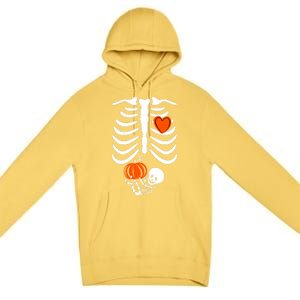 Pregnant Skeleton Mom Halloween Pregnancy Announcet Gift Premium Pullover Hoodie