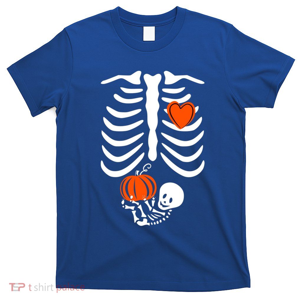Pregnant Skeleton Mom Halloween Pregnancy Announcet Gift T-Shirt
