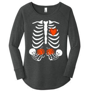 Pregnant Skeleton Twin Pregnancy Halloween Baby Announcement Women's Perfect Tri Tunic Long Sleeve Shirt