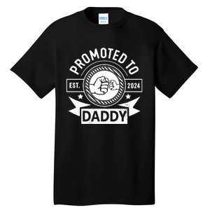 Promoted To Daddy Est 2024 Soon To Be Daddy Funny Pregnancy Announcement Tall T-Shirt