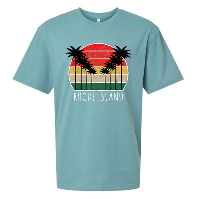 Palm Tree Distressed Rhode Island Beach Sunset Design Sueded Cloud Jersey T-Shirt