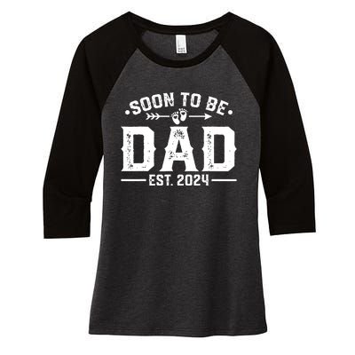 Promoted To Daddy Est 2024 Gift Soon To Be Dad 2024 Women's Tri-Blend 3/4-Sleeve Raglan Shirt