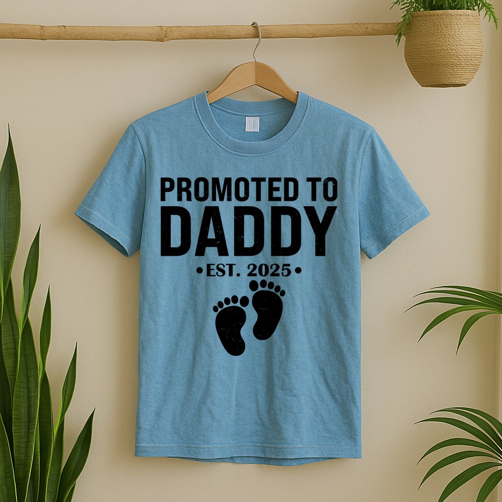 Promoted To Daddy Established 2025 New Dad T-Shirt