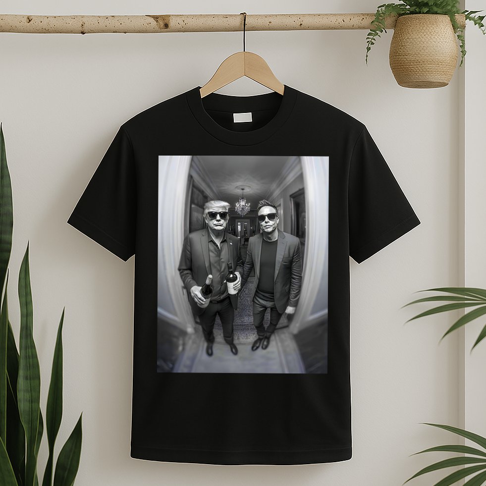 President Trump Elon Musk Funny Meme Knocking On Door T-Shirt