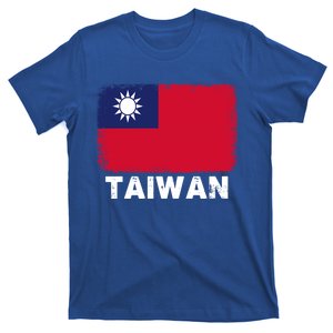 Proud Taiwan Flag Gift Support Taiwanese People Gift T-Shirt