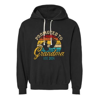 Promoted To Grandma Est 24 Flower Mothers Day New Grandma Garment-Dyed Fleece Hoodie