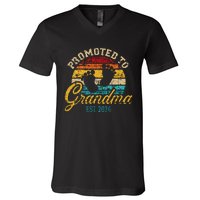 Promoted To Grandma Est 24 Flower Mothers Day New Grandma V-Neck T-Shirt