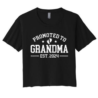 Promoted To Grandma Est 2024 Grandparents Baby Announcement Women's Crop Top Tee