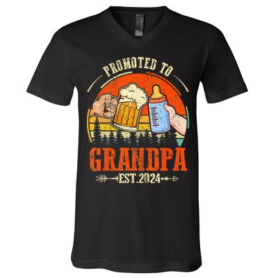 Promoted to Grandpa Est 2024 Retro Fathers Day New Grandpa V-Neck T-Shirt
