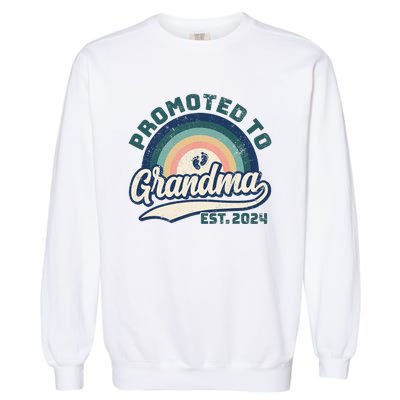 Promoted To Grandma 2024 Soon to be Grandmother New Grandma Garment-Dyed Sweatshirt