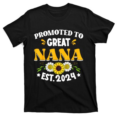 Promoted To Great Nana EST 2024 Happy Family New Baby T-Shirt