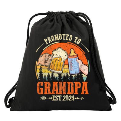 Promoted To Grandpa Est 2024 Retro Fathers Day New Grandpa Drawstring Bag
