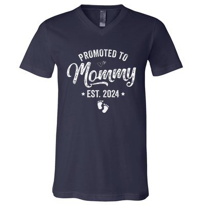 Promoted To Mommy Est 2024 Soon To Be Mom 2024 MotherS Day V-Neck T-Shirt