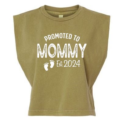 Promoted To Mommy 2024 Soon To Be Mama Funny New Mom Garment-Dyed Women's Muscle Tee